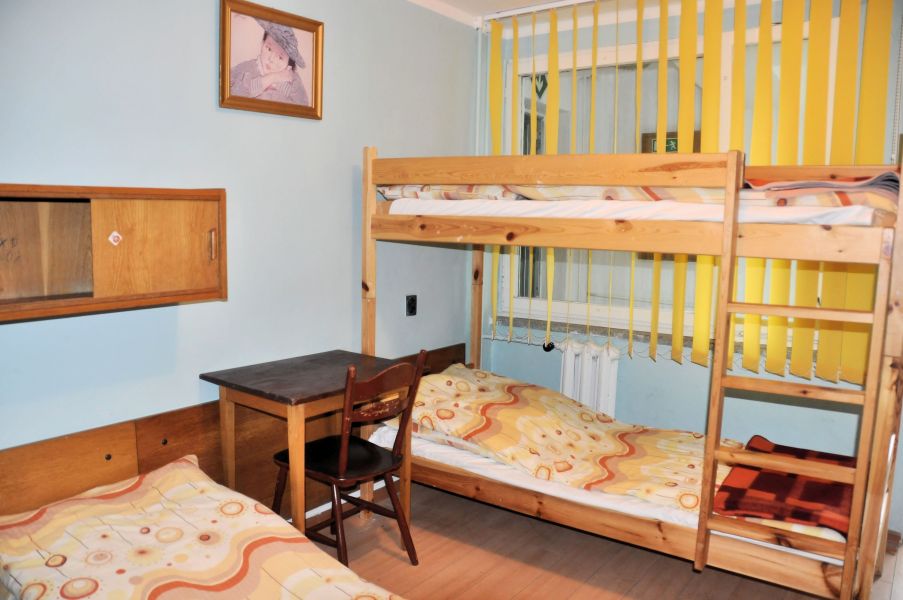 OW ŚWIT - pokoje z umywalkami - przykładowy pokój z łóżkiem piętrowym (4 os.)