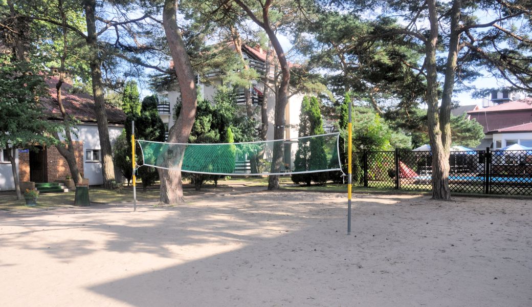 Orodek Kolonijny Geowita - boisko do piki siatkowej/badmintona