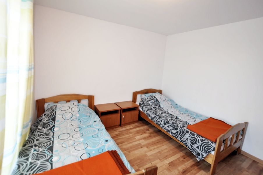 OW STA� - domki campingowe - przyk�adowy pok�j