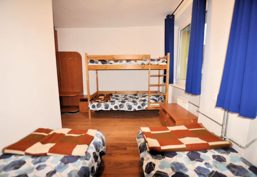 OW STA� - budynek - przyk�adowy pok�j z ��kiem pi�trowym